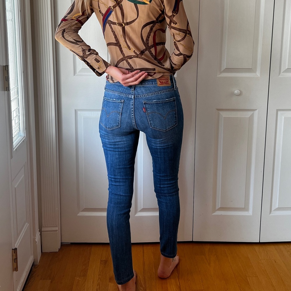 Levi’s Low Rise Cropped Skinny 711 - Picture 3 of 8